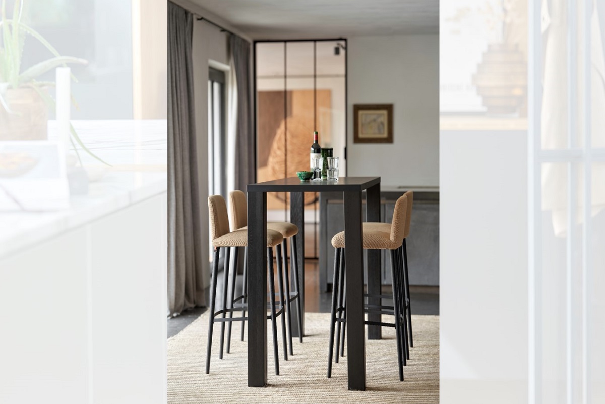 барные стулья, Rob, массив, дуб, черный, стол, Mobitec, дизайн, интерьер, частный, бар, кухня