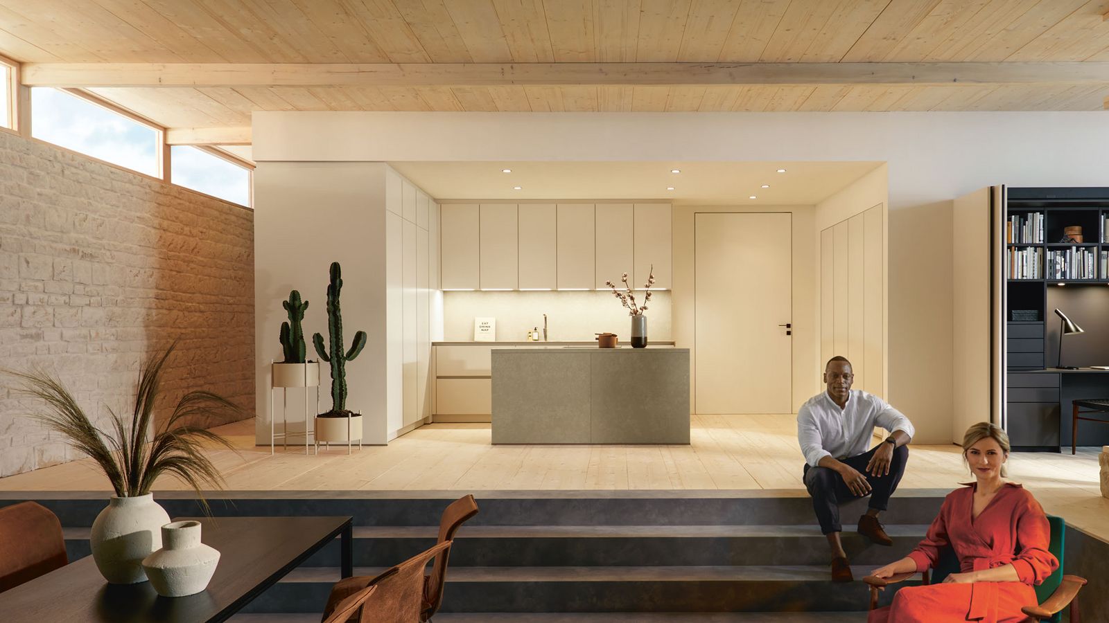 Next125 салон в москве