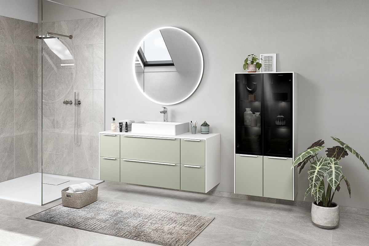 Мебель для ванной "нефрит" с черным стеклом Senso, nobilia