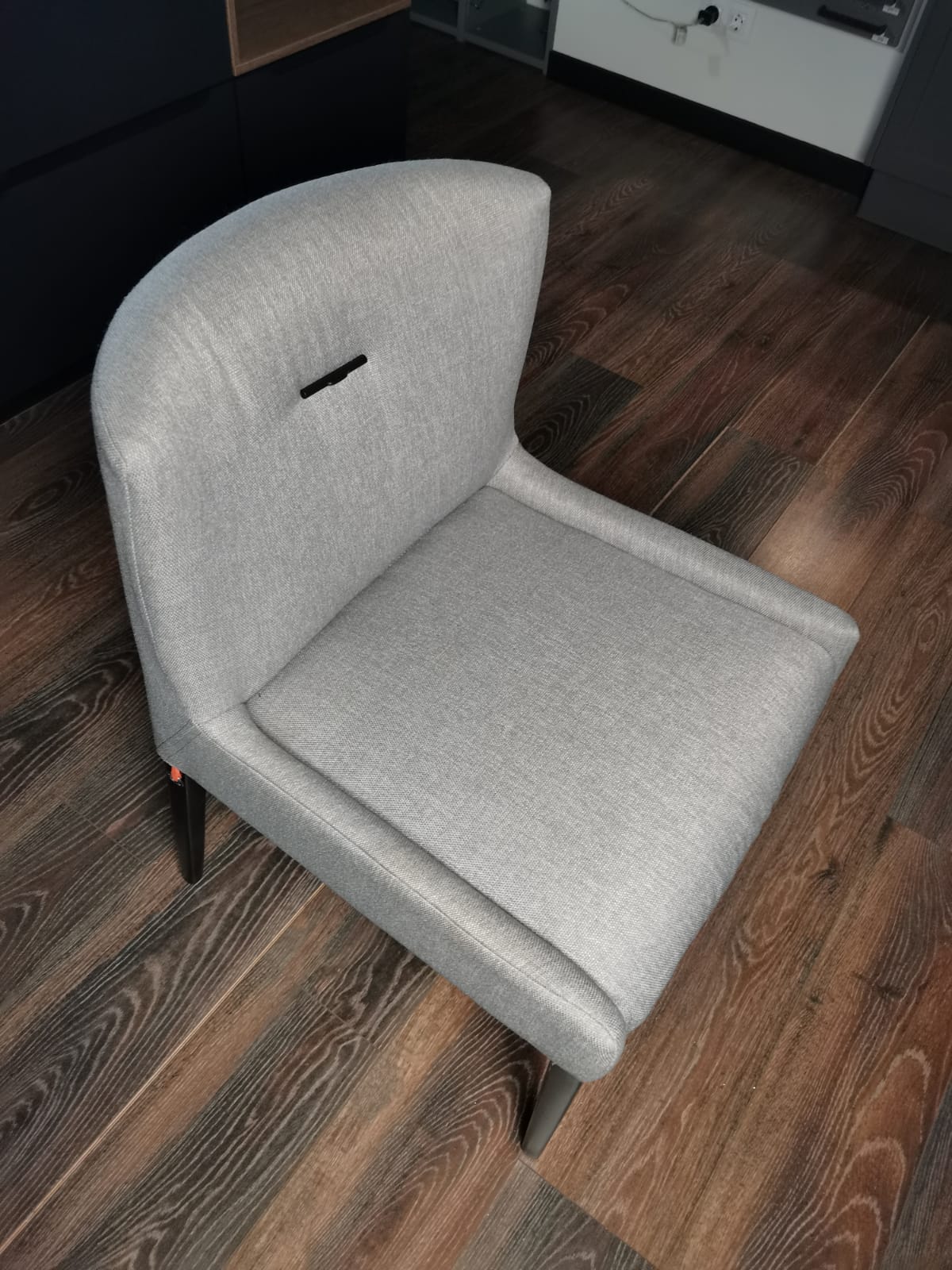 Стильный обеденный стул Margaux без подлокотников, премиум мебель Mobitec, Бельгия, выставочный образец в Москве