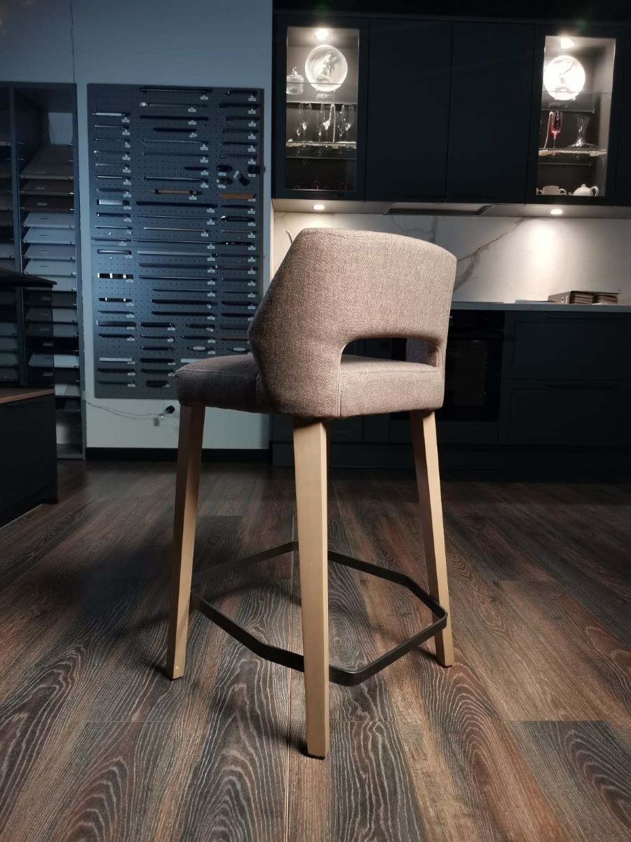 Дизайнерский барный стул Lena 65 см Mobitec в ткани, выставочный образец купить в Москве