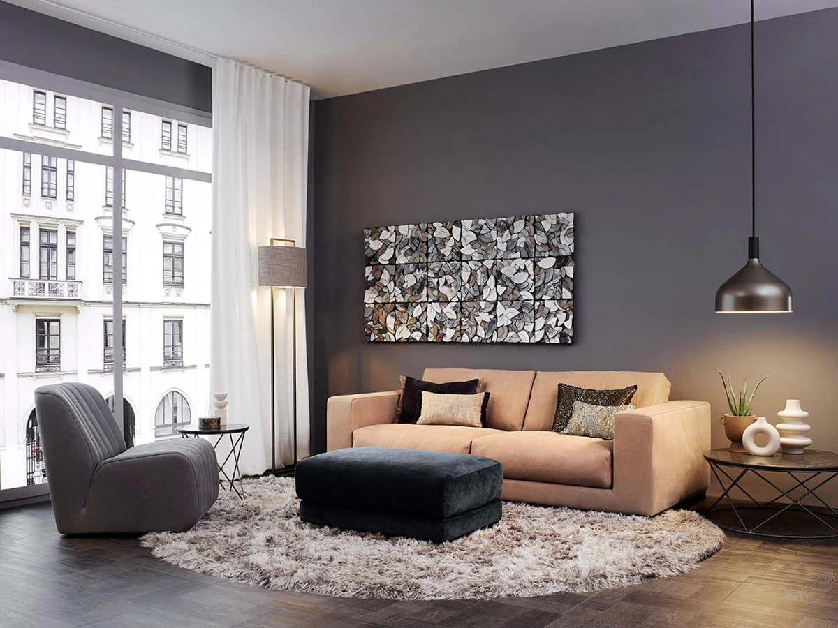 двухместный бежевый диван в современной гостиной и журнальный столик, Christine Kroencke, Delano, Moi