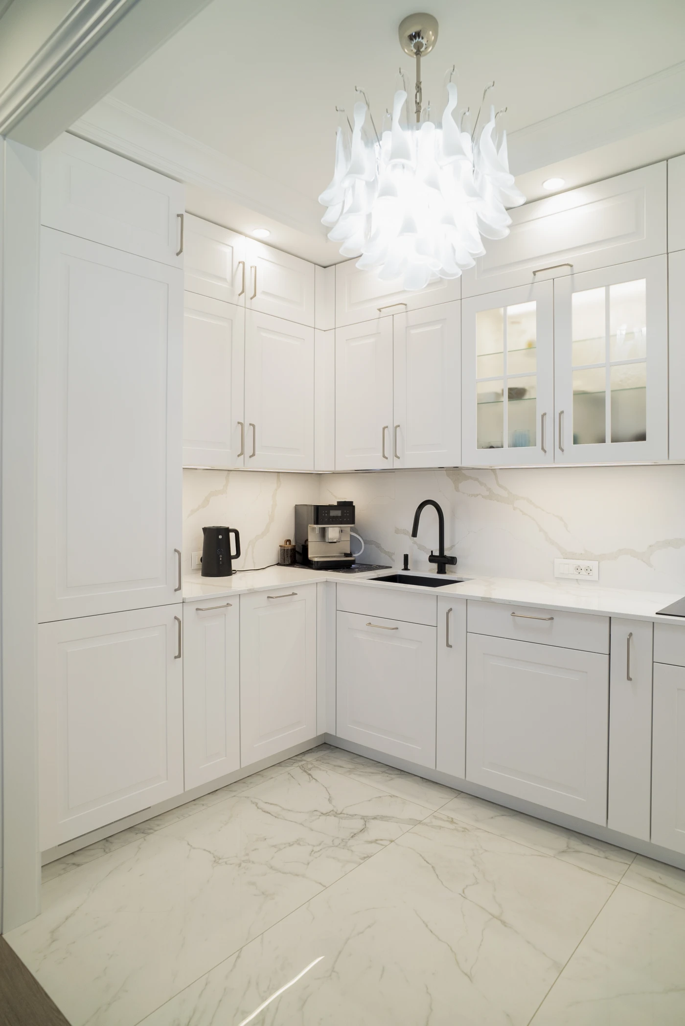 реализованый проект премиум кухни белая классика_2