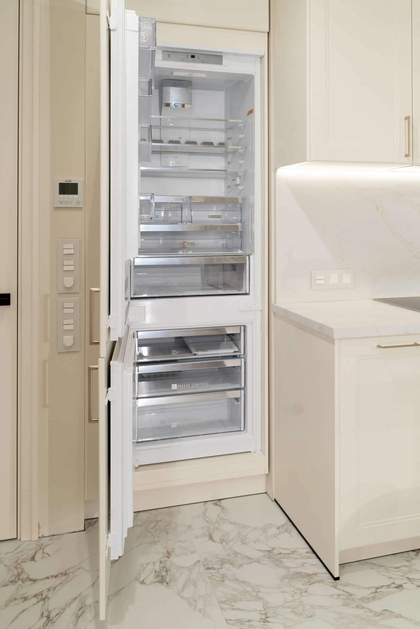 проект премиум кухни beckermann_золотой раковиной