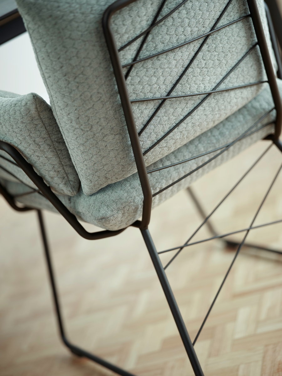 дизайнерский стул на металлическом каркасе стеганая обивка, полукресло Cosy, Mobitec, премиум мебель для кухни-столовой