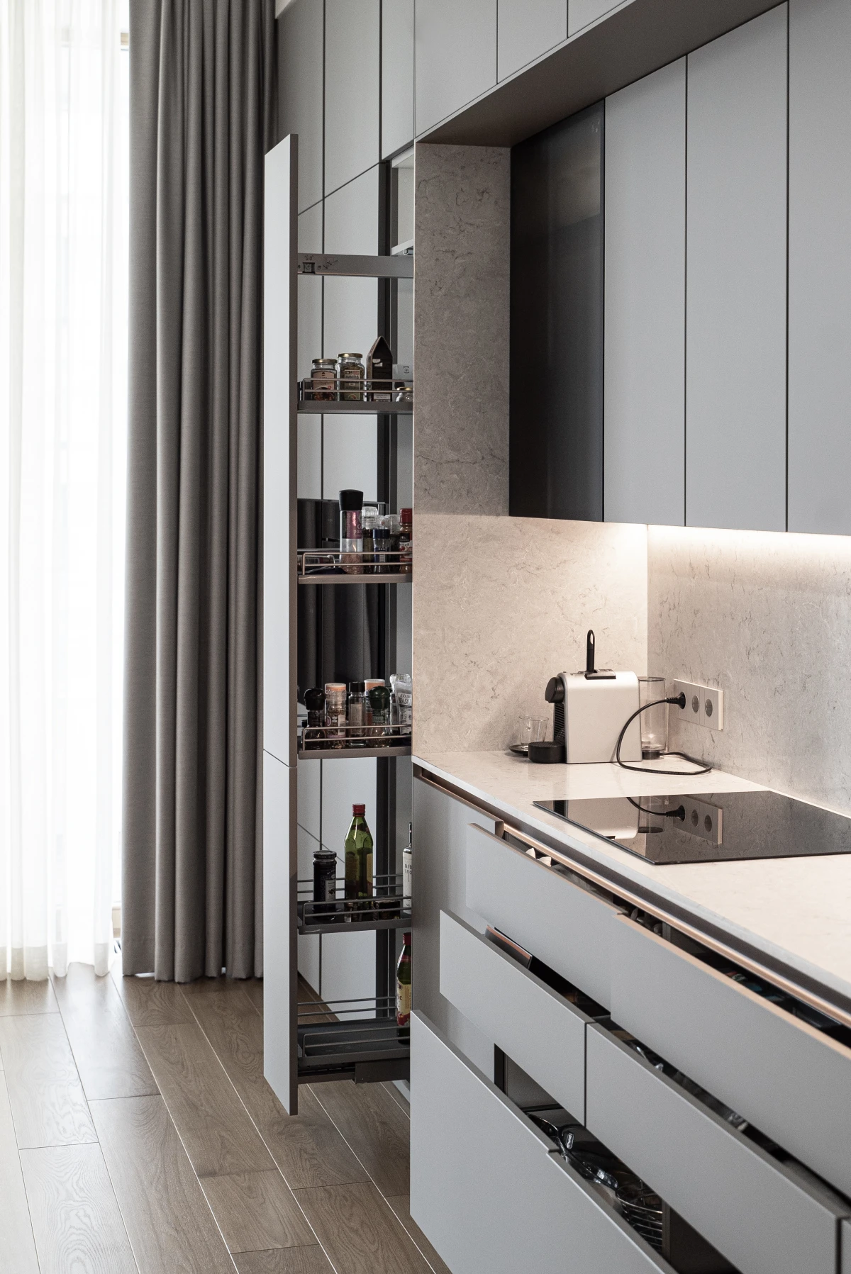 nobilia_senso_realizovanni_proekt_seraya_kuchnia_bolshaia_12