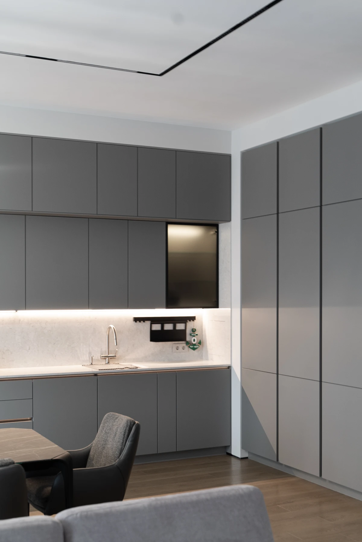 nobilia_senso_realizovanni_proekt_seraya_kuchnia_bolshaia_3