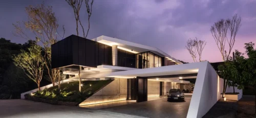 bolishoy_zagorodniy_dom_kritay_parkovka