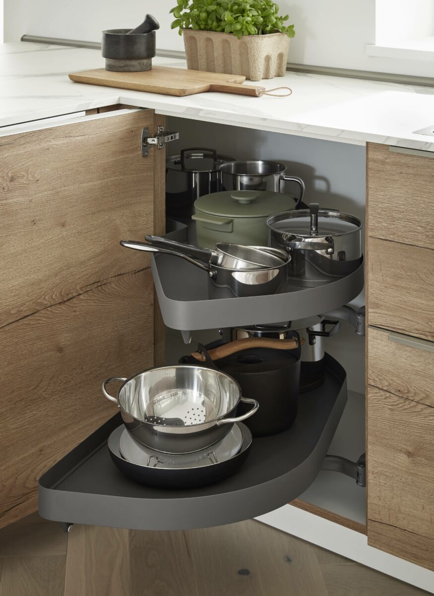 выдвижной уголок lemans